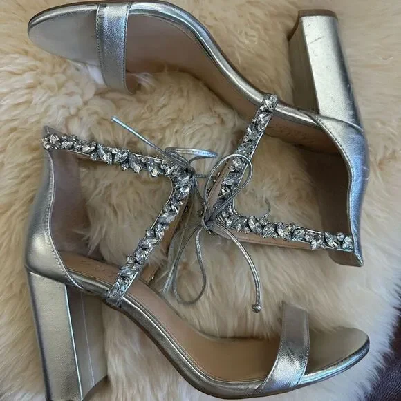 Jewel Badgley Mischka Heels - Picture 4 of 12